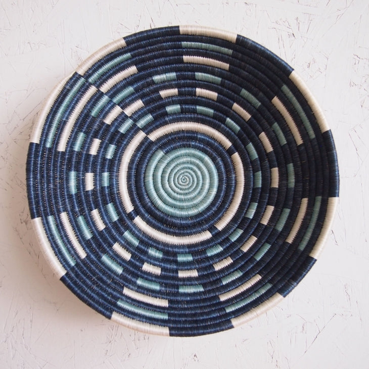 Shop Stacy Garcia_Accessories_Bowls_Blue Patterned Woven Bowl