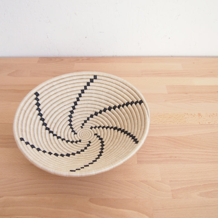 Shop Stacy Garcia_Accessories_Bowls_Beige and Black Pinwheel Woven Bowl_Above view
