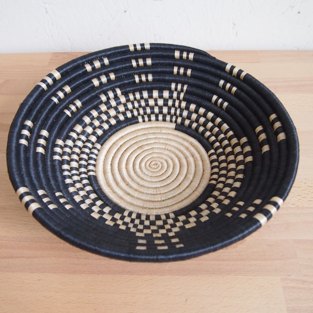 Shop Stacy Garcia_Accessories_Bowls_Black and Beige Patterned Woven Bowl_Above angled view 